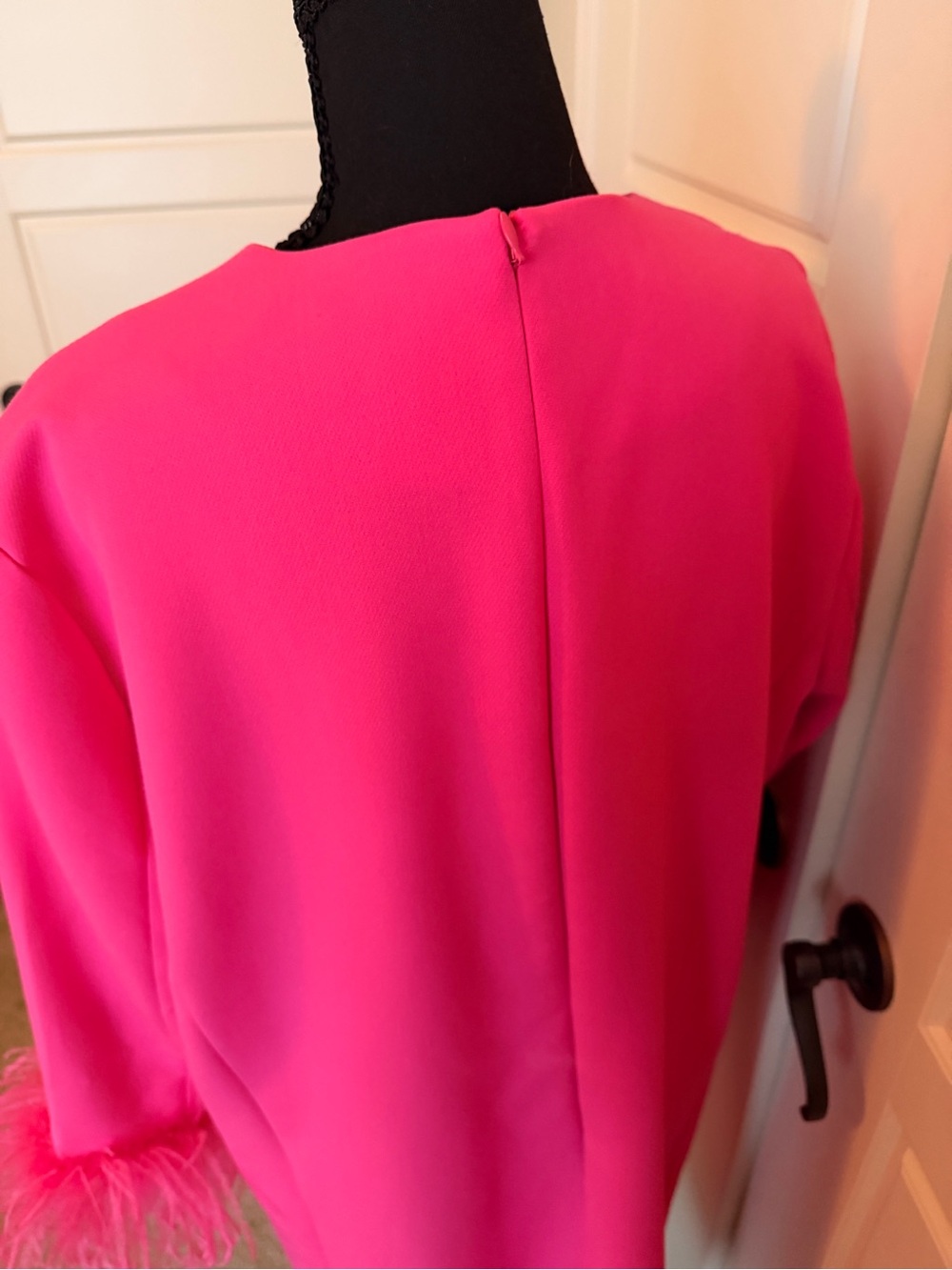 Tuckernuck Mod Ellie Hot Pink Feather Cuff Shift Dress - Picture 6 of 9
